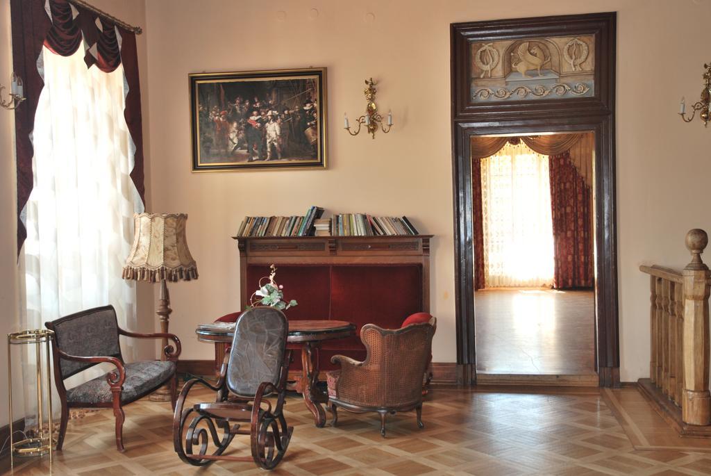 Palac W Czyzowie Szlacheckim Czyzow Szlachecki Εξωτερικό φωτογραφία